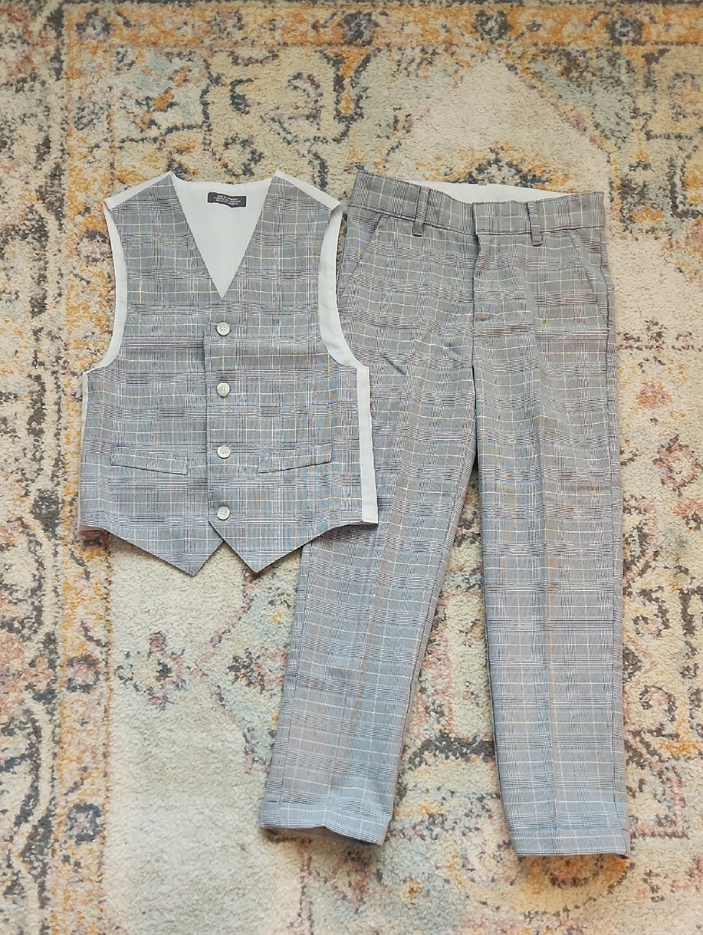 Boys Van Heusen Vest And Pants
